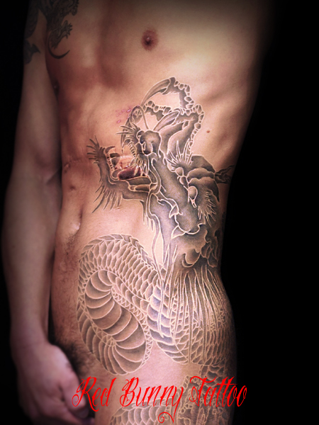 刺青　龍　白筋